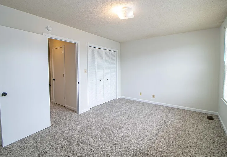814 E Golfview Pl — Photo 18