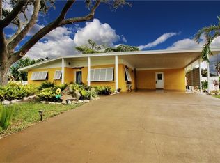 2732 Wisteria Pl, Sarasota, FL 34239