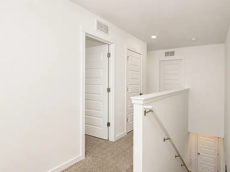 101 Fieldcrest Ave — Photo 24