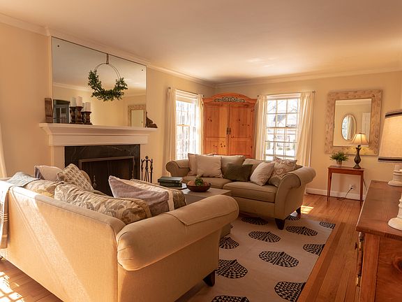 4th image of 5666 N Stanton Dr