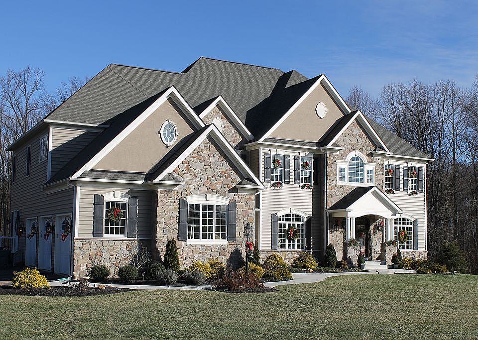 1st image of 805 Renard Ct