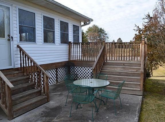 2nd image of 147 Shelly Dr