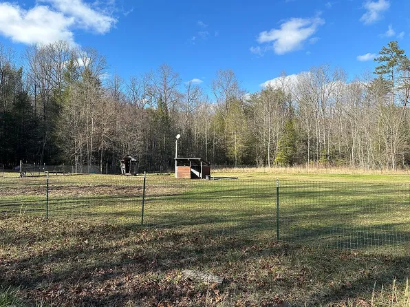 Sunshine Rd, Sequatchie, TN 37374