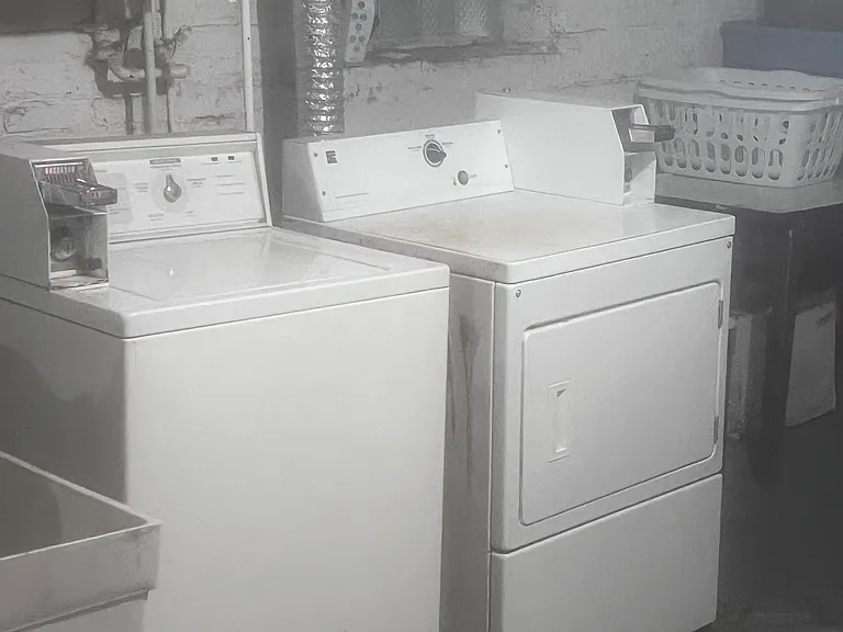 Coin Laundry