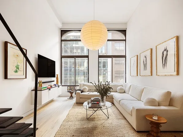 67 E 11th St APT 411, Manhattan, NY 10003