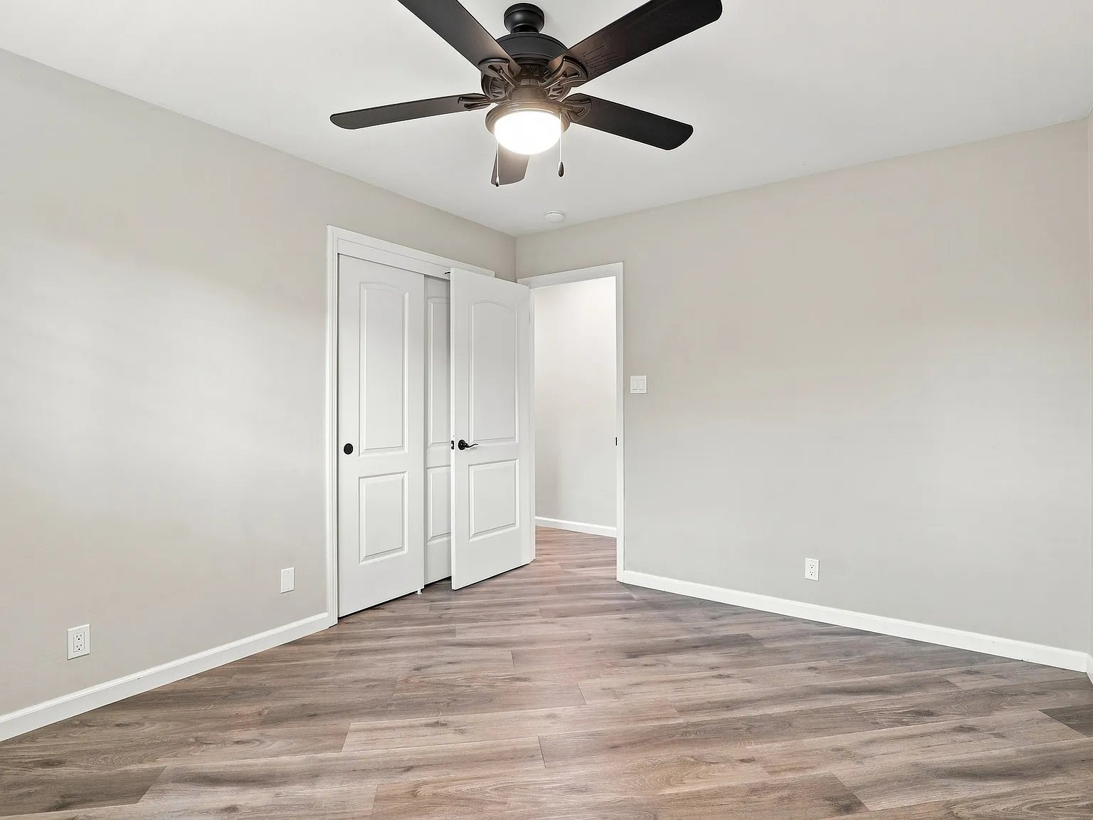 3 bed, 1512 sqft, $4,350 — Photo 1