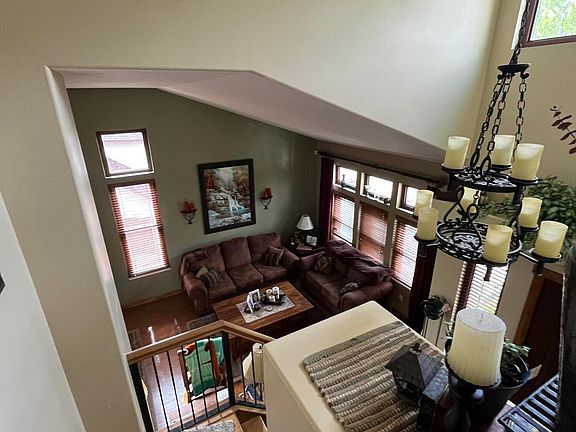 4th image of 7984 Springshire Dr
