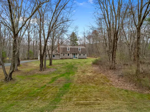 7 Southwood Lane, East Granby, CT 06026