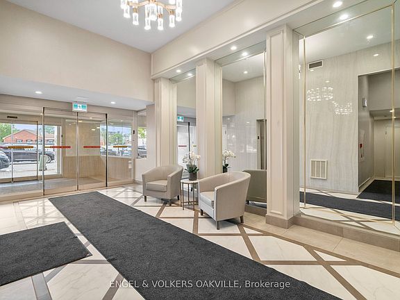 2nd image of 100 Bronte Rd #416