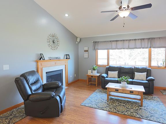 4th image of N8185 945th St