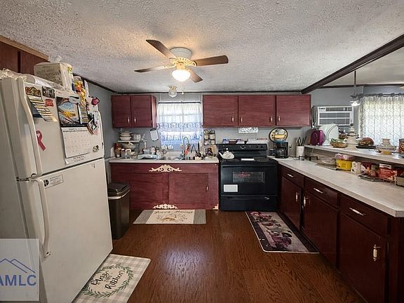 5th image of 459 Alexander Mill Pond Rd