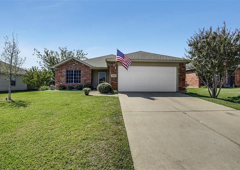 1st image of 1017 Rock Springs Dr