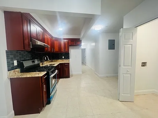 Rented by Nest Seekers International | media 35