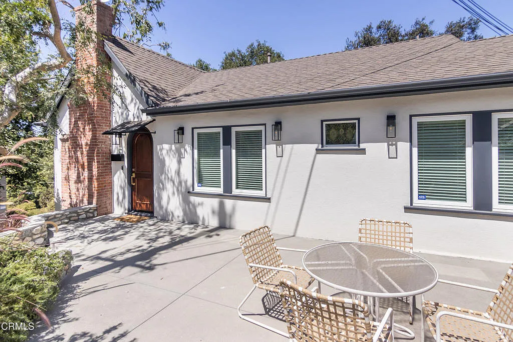 3 bed, 2.0 bath, 1335 sqft, $6,000 — Photo 4