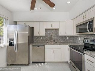430 SW 9th Ave #2, Hallandale, FL 33009