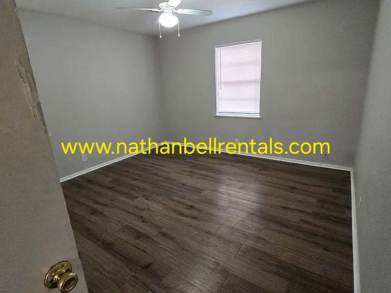 2485 Cypress Dr — Photo 7