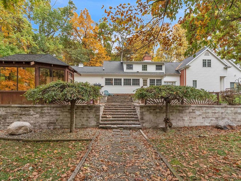 5265 E 850 N, Kendallville, IN 46755 | MLS #202543378 | Zillow