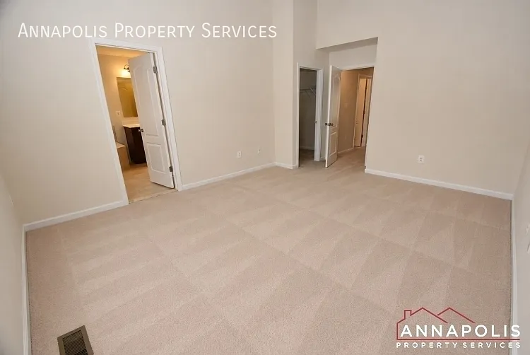 1013 Red Clover Rd — Photo 10