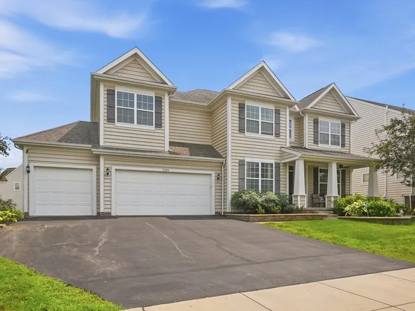 1391 Scotsman Dr, Grove City, OH 43123