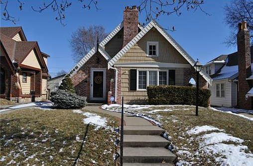 1st image of 6649 Oak St