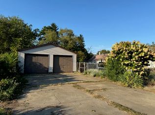 832 E 28th Ave, Lake Station, IN