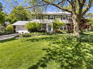 1219 Howard Cir, Wheaton, IL 60187