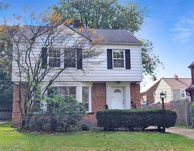 17718 Lomond Blvd, Shaker Heights, OH, 44122