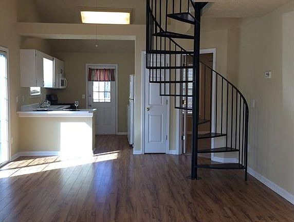 3rd image of 3385 Jones Ferry Ln