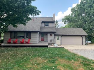 10485 Kinneville Rd, Eaton Rapids, MI 48827