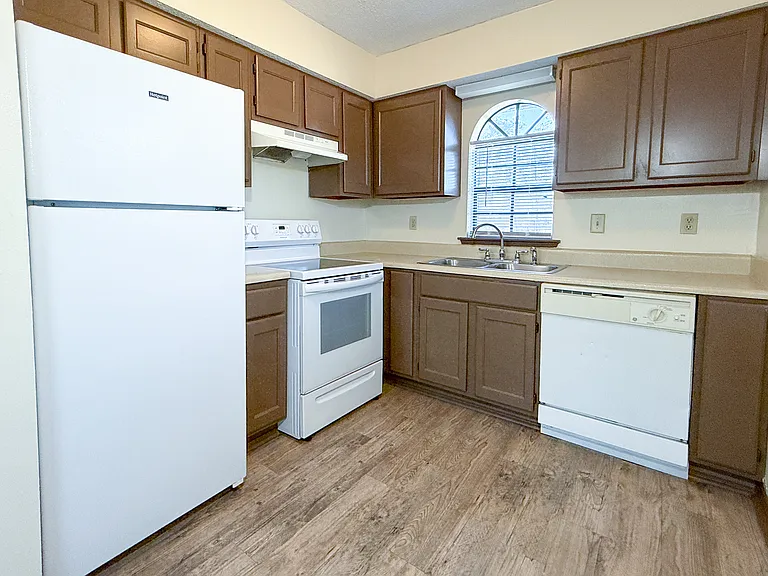 73601 Chapman Dr — Photo 15