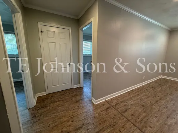 832 W 7th St APT C, Winston Salem, NC 27101