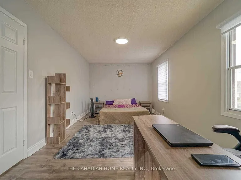 64 Somerset Dr — Photo 8
