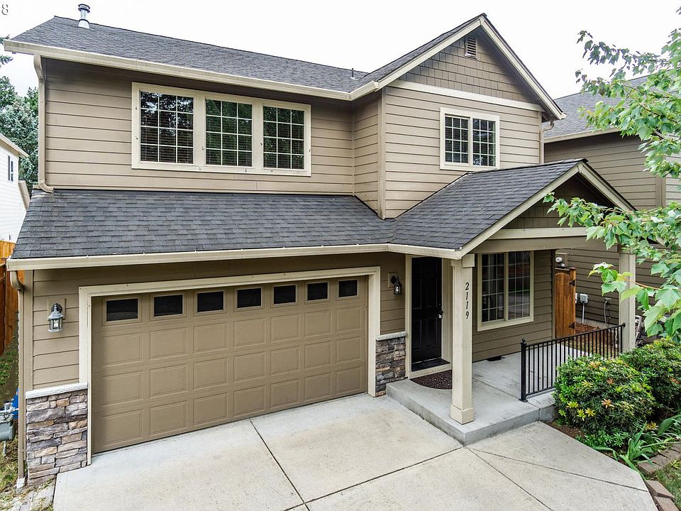 1st image of 2119 NE 94th Ct