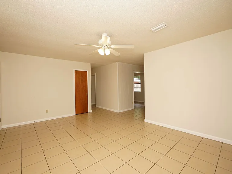 260 Glenview Ave — Photo 12
