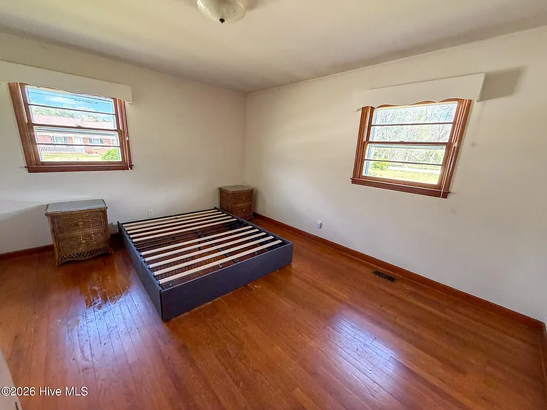 1515 Belgrade Swansboro Rd — Photo 8