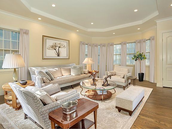 2nd image of 119 Birchwood Park Dr