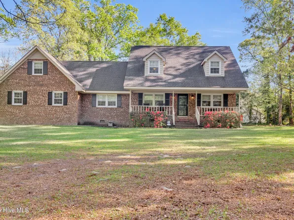 1994 Den Tree Court, New Bern, NC 28562