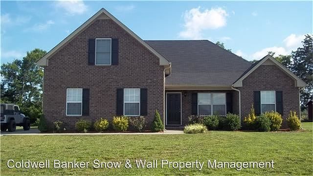 1st image of 2608 Cliffside Dr