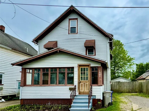 1044 Chancery Ln, Meadville, PA 16335