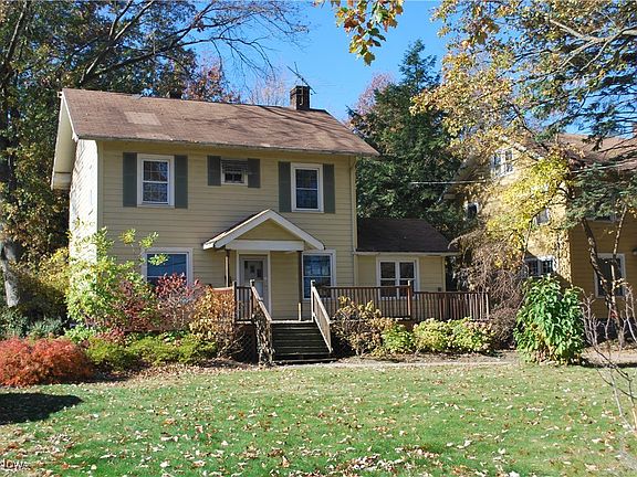 3rd image of 3812 W 152nd St