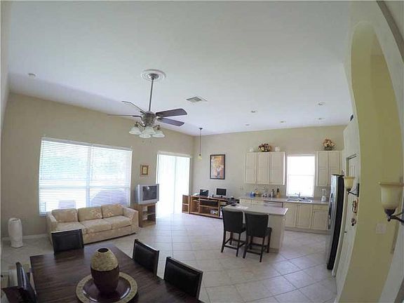 5th image of 1261 NW 143rd Ave