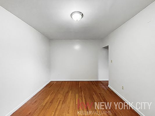 4th image of 45 Bay 28 St #B1