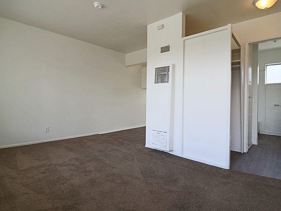 2nd image of 451 Cuesta Del Mar Dr APT 18