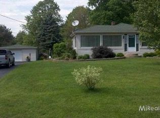 5902 Klettner St, Saint Clair, MI 48079