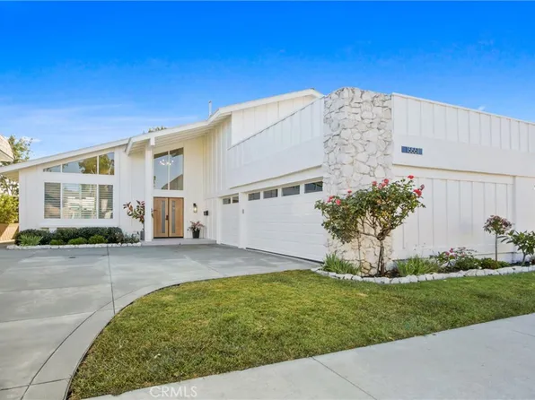 15551 Sunburst Ln, Huntington Beach, CA 92647