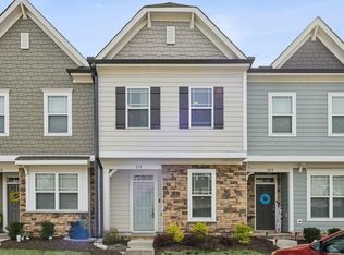 324 Old Grove Ln, Apex, NC 27502