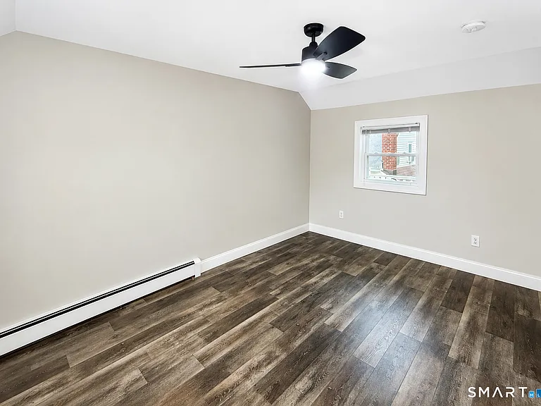 53 Prospect St #1R — Photo 11