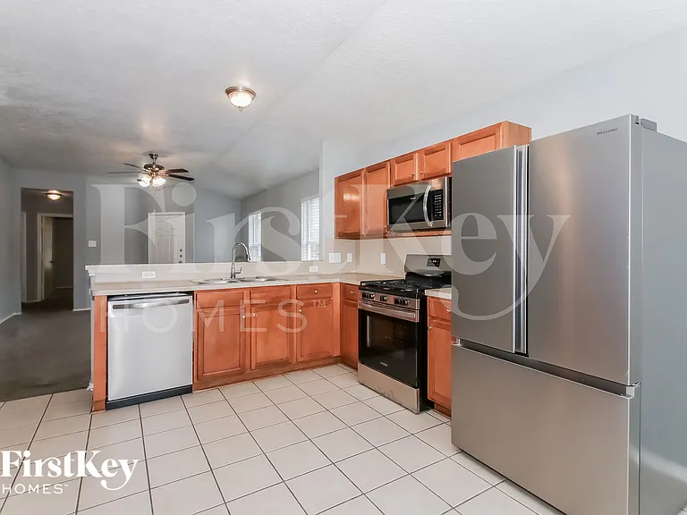 20735 Dewberry Creek Ln — Photo 9
