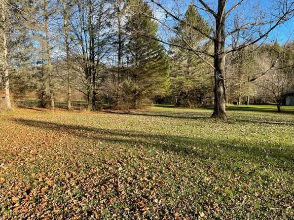 43 Pleasant Dr, Austin, PA 16720