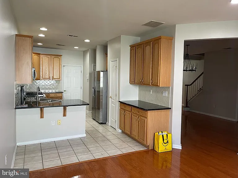 42 Haddon Ct — Photo 7